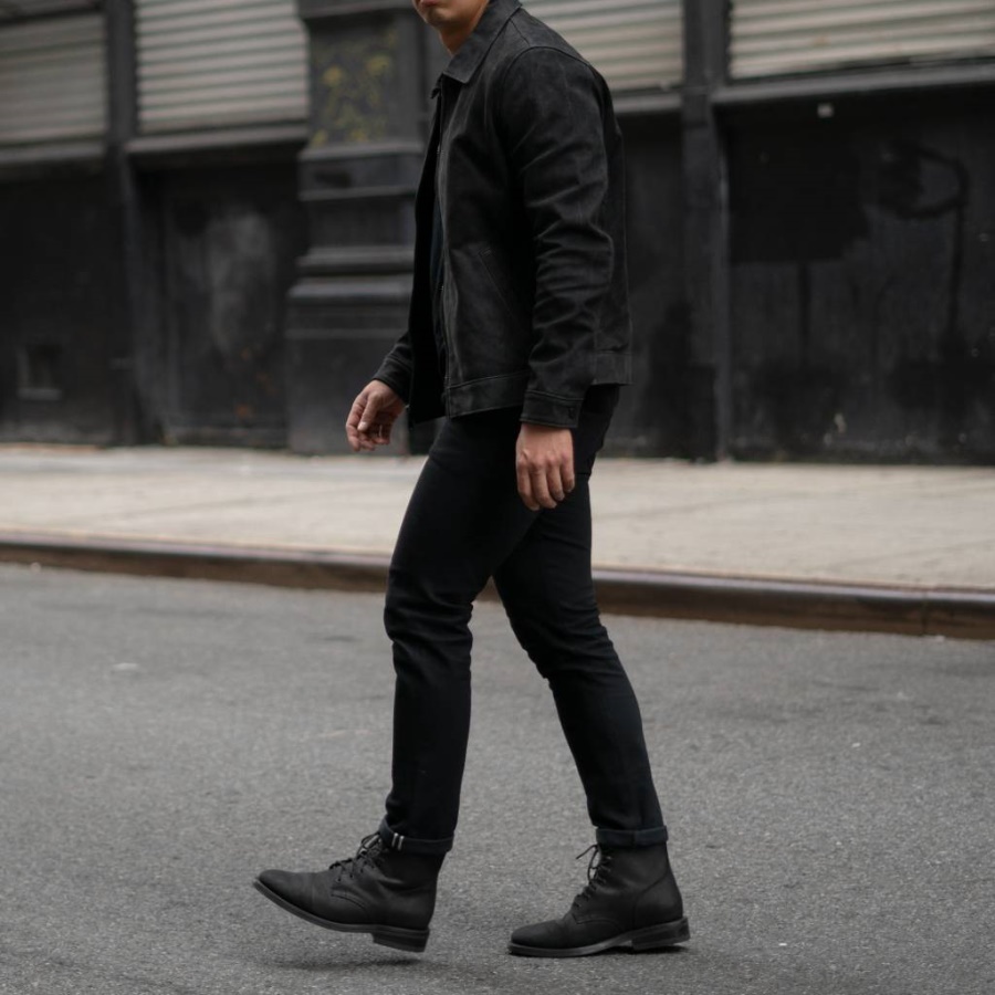 Zwarte Matte Maandag Keanu Jas