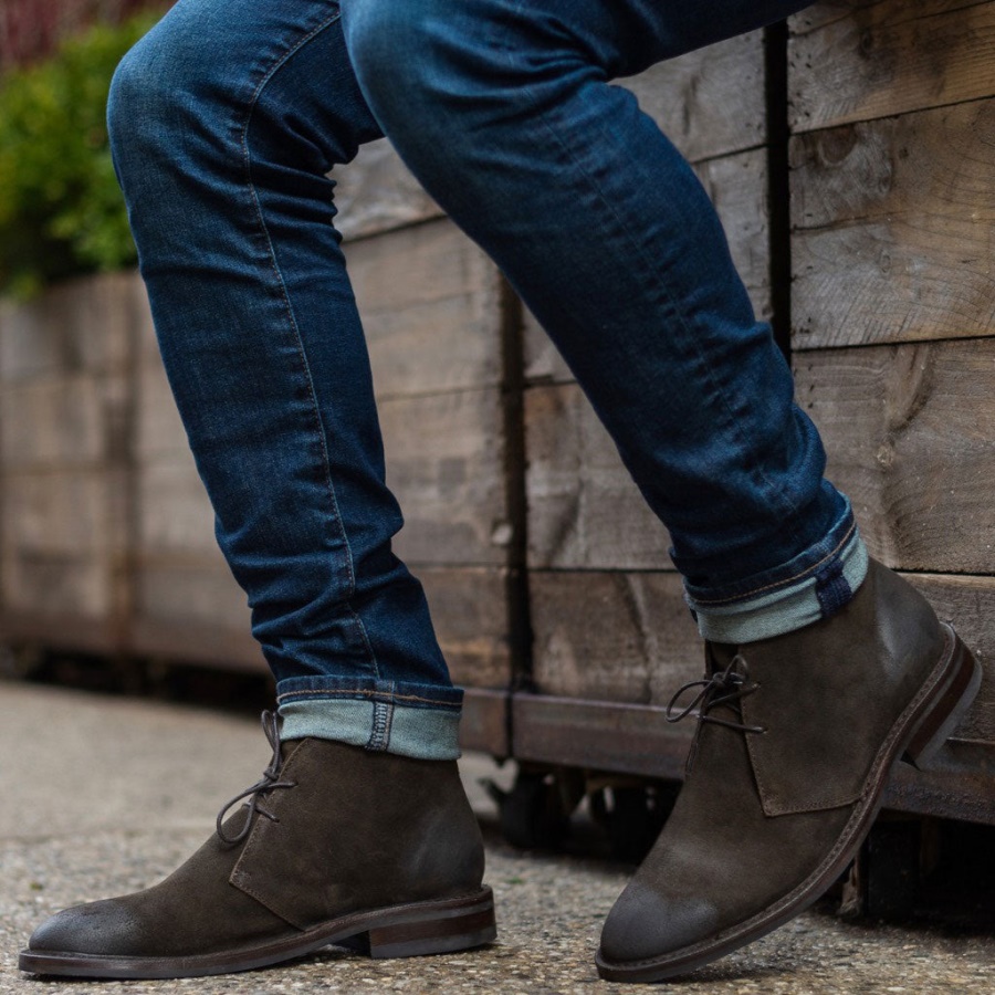 Donker Olijfgroen Suède Scout Friday