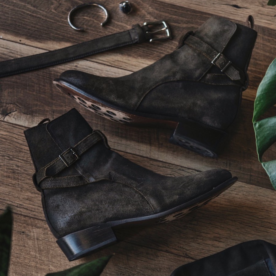 Rogue Dinsdag Donker Olijfgroen Suède